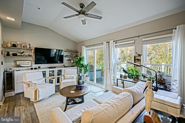 4 JOHN HALL DR, Ocean View, DE 19970