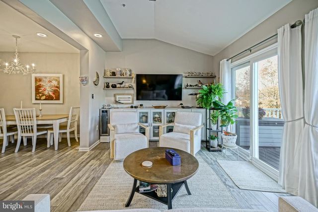 4 JOHN HALL DR, Ocean View, DE 19970