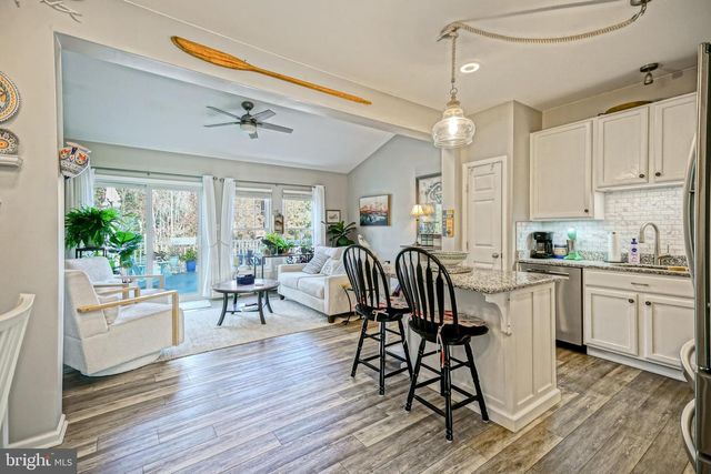 4 JOHN HALL DR, Ocean View, DE 19970