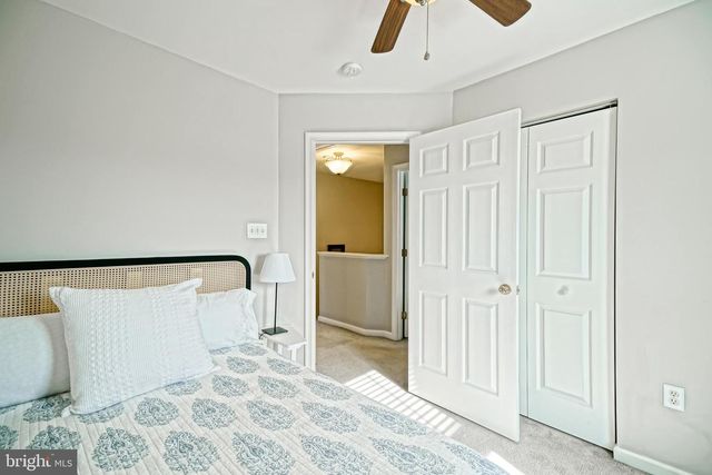 4 JOHN HALL DR, Ocean View, DE 19970