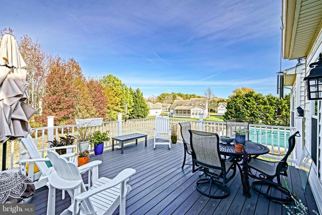 4 JOHN HALL DR, Ocean View, DE 19970