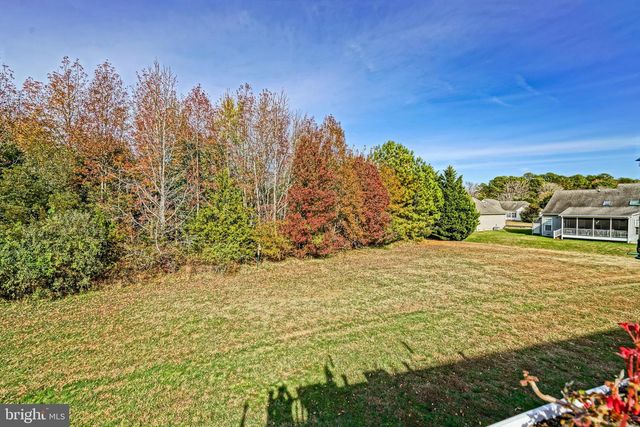 4 JOHN HALL DR, Ocean View, DE 19970