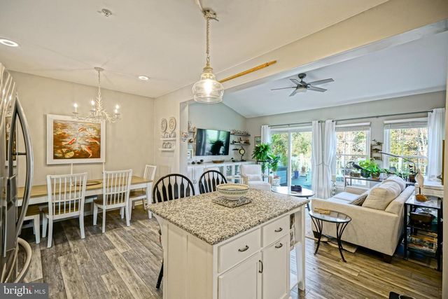 4 JOHN HALL DR, Ocean View, DE 19970