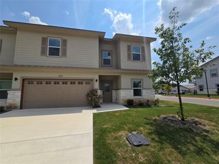 2105 Tiger TRL 403, Round Rock, TX 78665