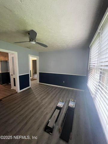 3001 FOREST Boulevard, Jacksonville, FL 32246