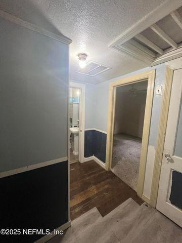 3001 FOREST Boulevard, Jacksonville, FL 32246