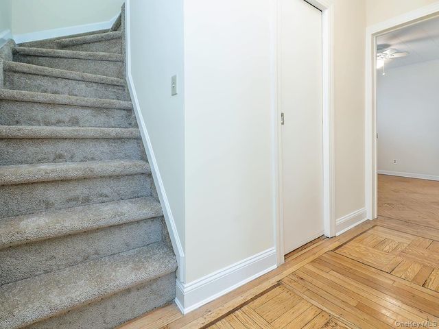 32 9th Avenue, Sea Cliff, NY 11579