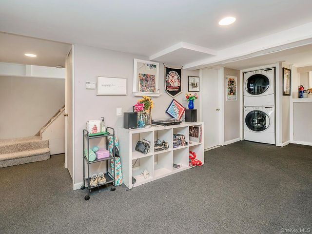 32 9th Avenue, Sea Cliff, NY 11579