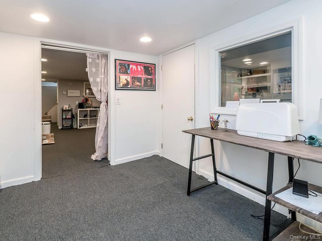 32 9th Avenue, Sea Cliff, NY 11579