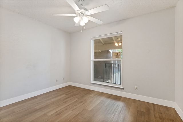 5522 Boca Raton Boulevard 404, Fort Worth, TX 76112