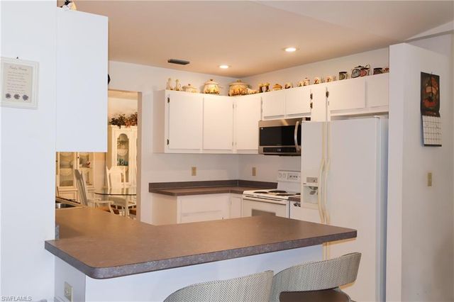 18122 Sandy Pines CIR, North Fort Myers, FL 33917