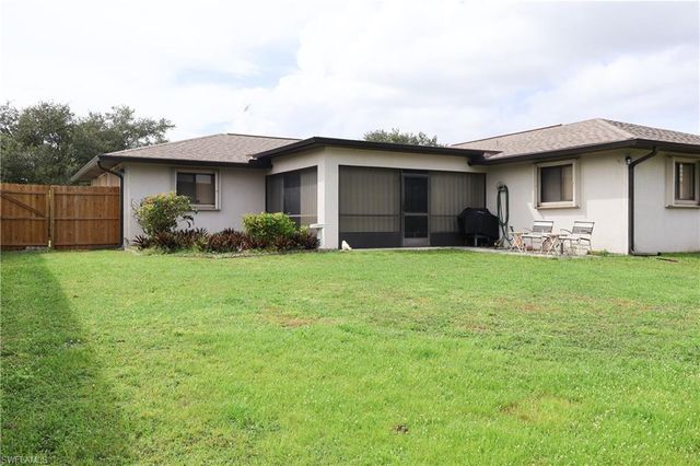 18122 Sandy Pines CIR, North Fort Myers, FL 33917