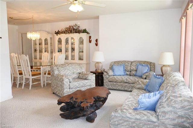 18122 Sandy Pines CIR, North Fort Myers, FL 33917