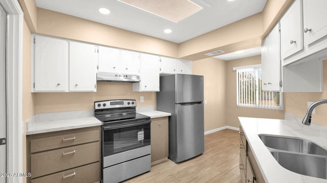 19445 N STAR RIDGE Drive, Sun City West, AZ 85375