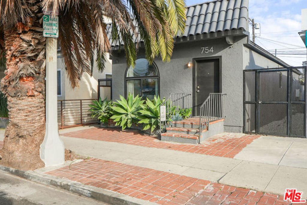 754 Washington Boulevard, Los Angeles, CA 90292