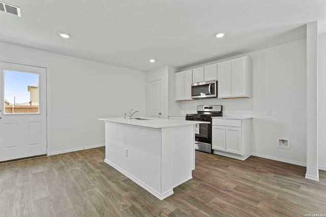 12611 Desert Fox, Converse, TX 78109