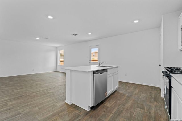 12611 Desert Fox, Converse, TX 78109