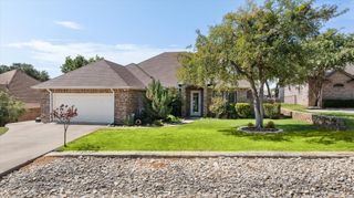 8712 Bellechase Road, Granbury, TX 76049