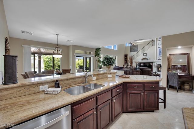 9046 Barium Rock Avenue, Las Vegas, NV 89143