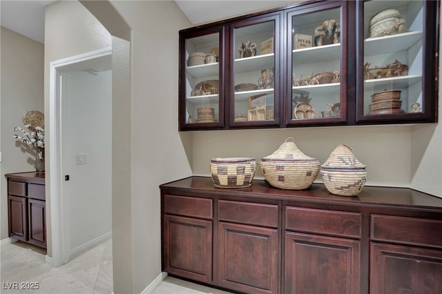 9046 Barium Rock Avenue, Las Vegas, NV 89143