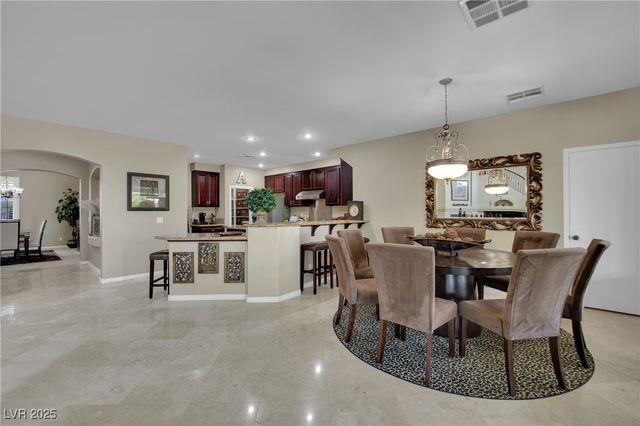 9046 Barium Rock Avenue, Las Vegas, NV 89143