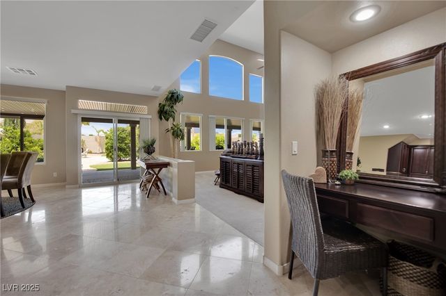 9046 Barium Rock Avenue, Las Vegas, NV 89143