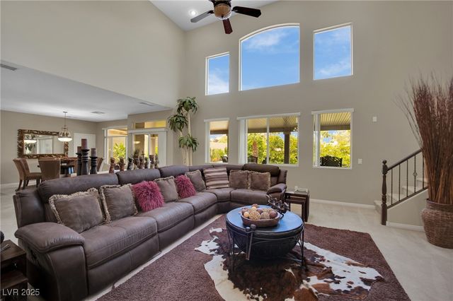 9046 Barium Rock Avenue, Las Vegas, NV 89143