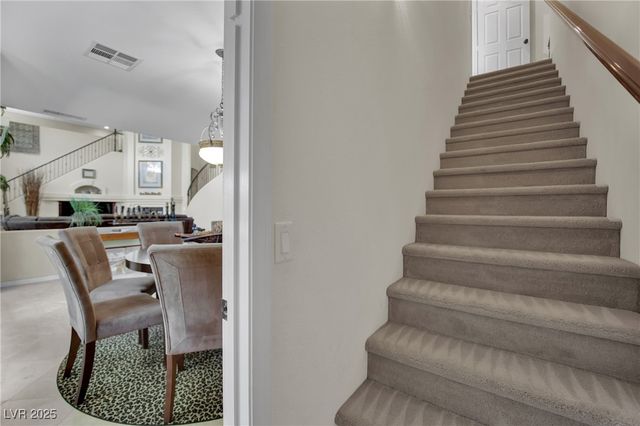 9046 Barium Rock Avenue, Las Vegas, NV 89143