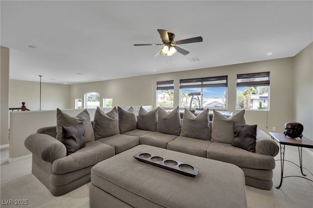 9046 Barium Rock Avenue, Las Vegas, NV 89143