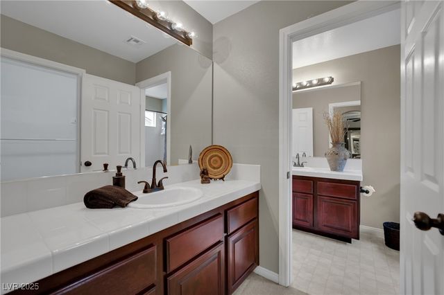 9046 Barium Rock Avenue, Las Vegas, NV 89143