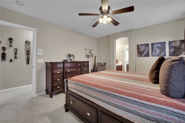 9046 Barium Rock Avenue, Las Vegas, NV 89143