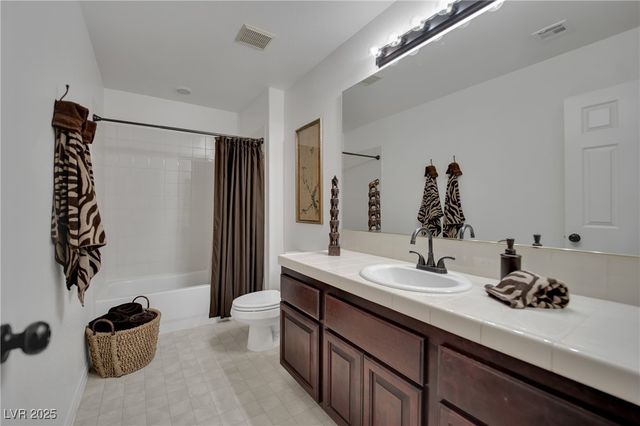 9046 Barium Rock Avenue, Las Vegas, NV 89143