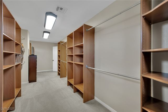 9046 Barium Rock Avenue, Las Vegas, NV 89143