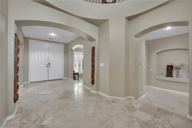 9046 Barium Rock Avenue, Las Vegas, NV 89143