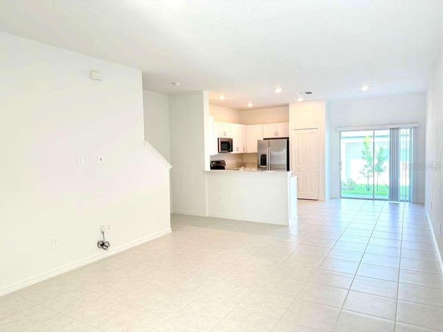 10171 TRUMPET HONEYSUCKLE WAY, San Antonio, FL 33576