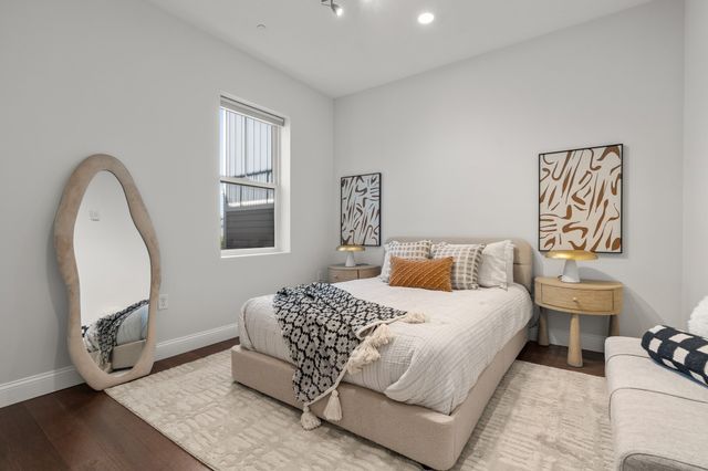 170 W Broadway 310, Boston, MA 02127