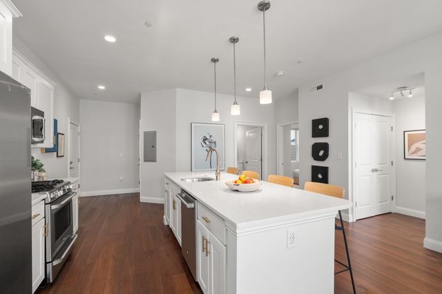 170 W Broadway 310, Boston, MA 02127