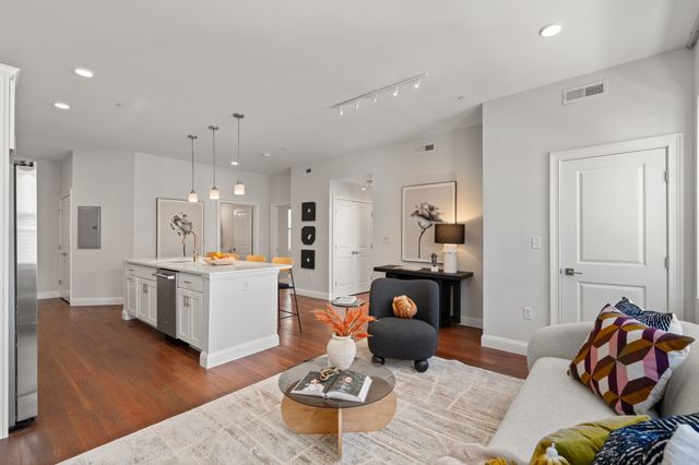 170 W Broadway 310, Boston, MA 02127