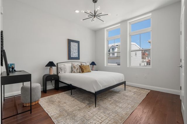 170 W Broadway 310, Boston, MA 02127