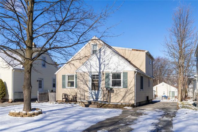 300 Mosley Road, Greece, NY 14616