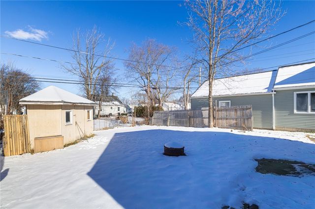 300 Mosley Road, Greece, NY 14616