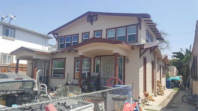 310 N Kenmore Avenue, Los Angeles, CA 90004