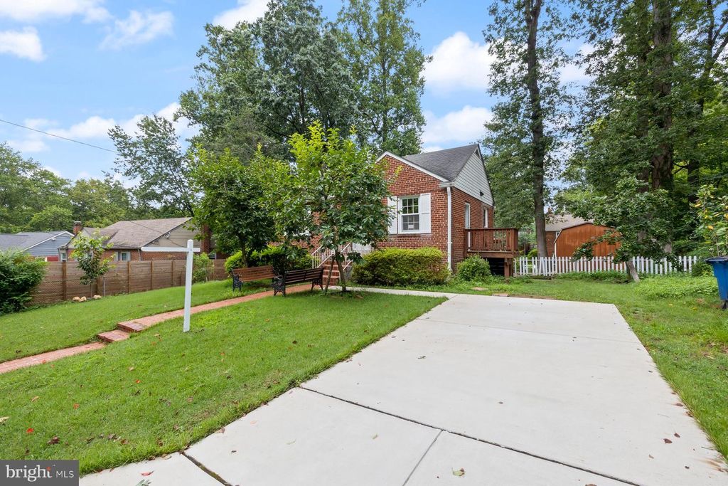 2913 COLLINS AVE, Silver Spring, MD 20902