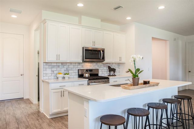 4919 TOBERMORY WAY, Bradenton, FL 34211