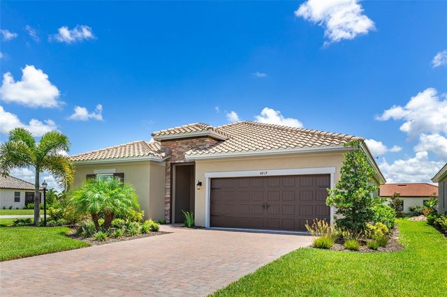 4919 TOBERMORY WAY, Bradenton, FL 34211