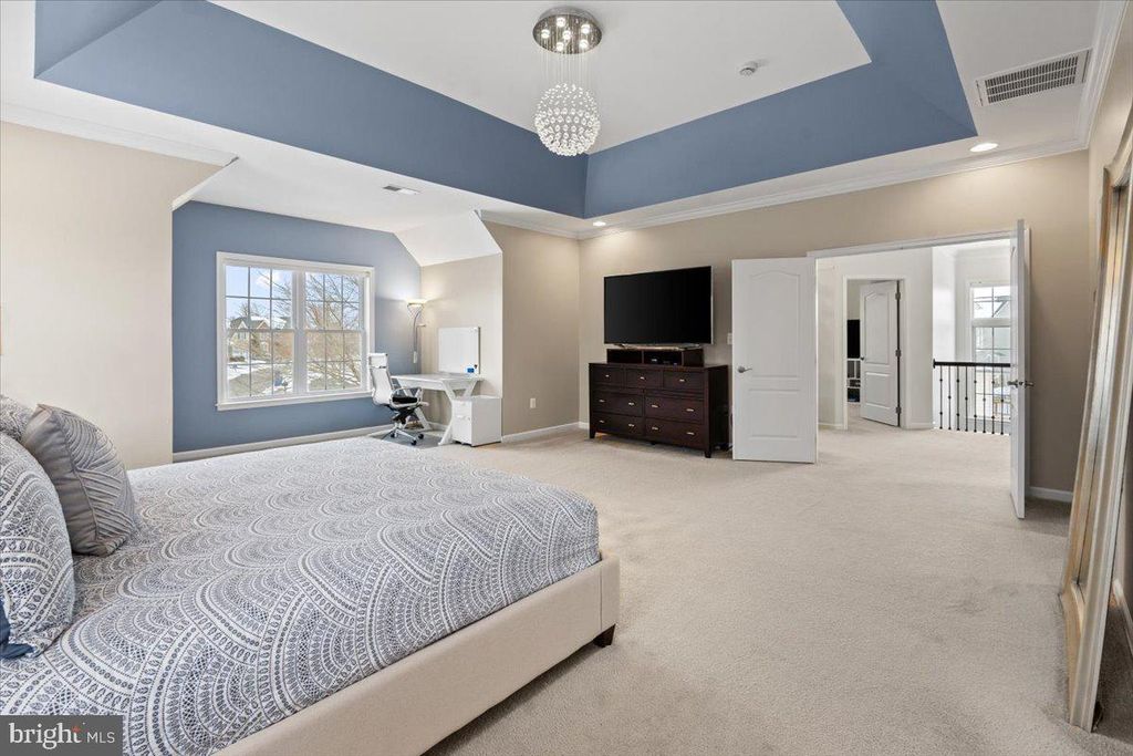 Image 34 of property listing at 23151 GLENORCHY CT, Ashburn, VA 20148