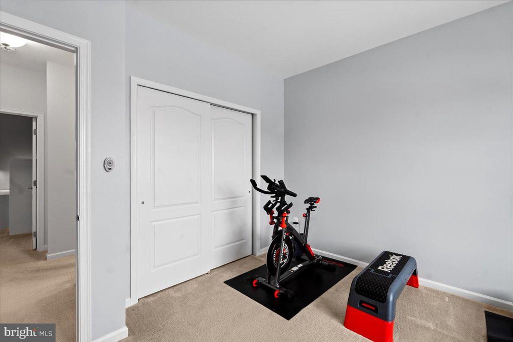 Image 42 of property listing at 23151 GLENORCHY CT, Ashburn, VA 20148