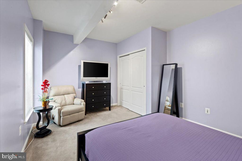 Image 56 of property listing at 23151 GLENORCHY CT, Ashburn, VA 20148