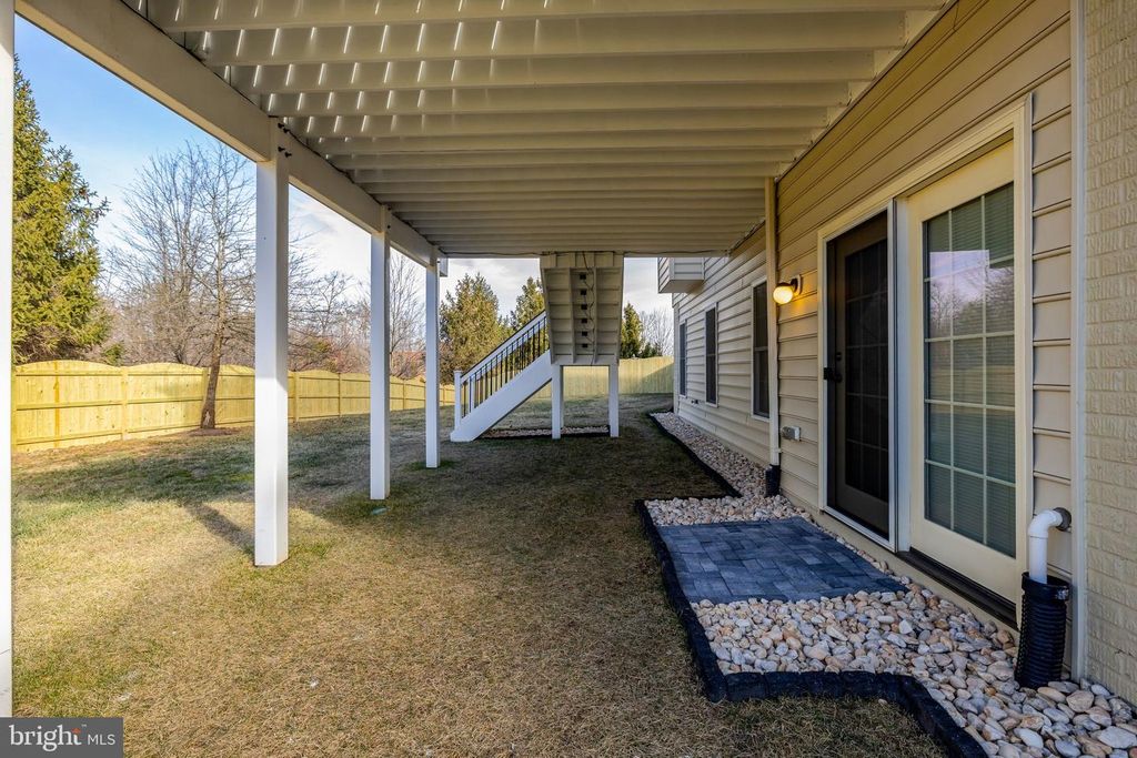 Image 59 of property listing at 23151 GLENORCHY CT, Ashburn, VA 20148