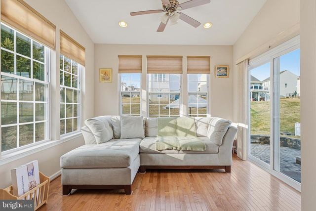 8876 PADDOCK LN, Baltimore, MD 21234